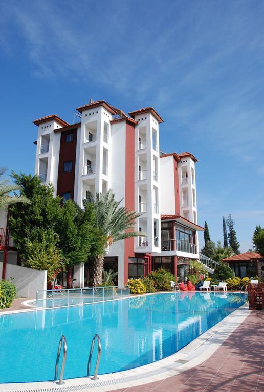Carna Garden Hotel Side Exterior photo